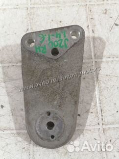 Кронштейн двигателя правый Chevrolet Lacetti J200