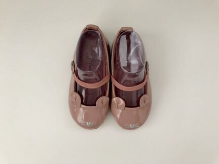 Туфли лаковые розовые Zara Baby, размер 18