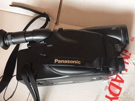 Видеокамера Panasonic