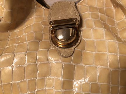 Сумка женская итальянская слоновая кость, лак