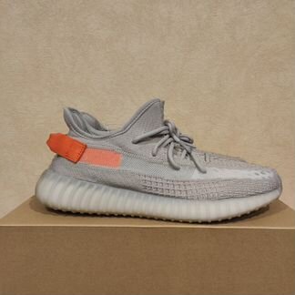 Adidas Yeezy Boost 350 V2 Tail Light 9 US