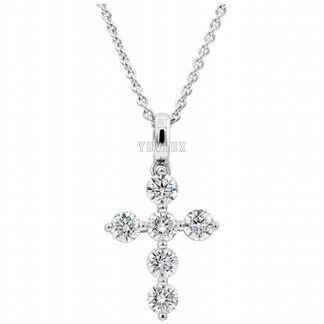 Золотой крестик с бриллиантами 0.64 ct