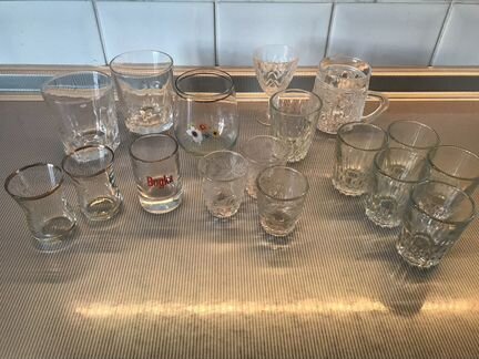 Кухонная утварь, рюмки