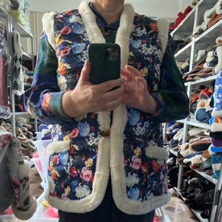 Жилетки из овчины. Женский жилет новый