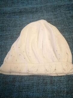 Шапка белая вязаная