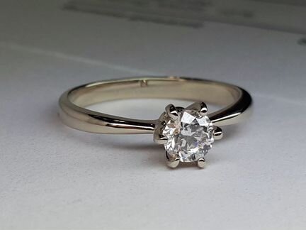 Кольцо с бриллиантом 0.42 карата