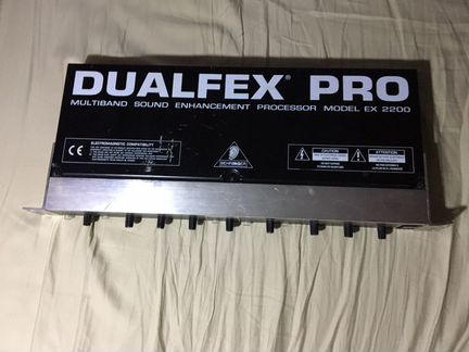 Behringer dualfex pro model ex2200