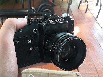 Плёночный фотоаппарат Зенит 11
