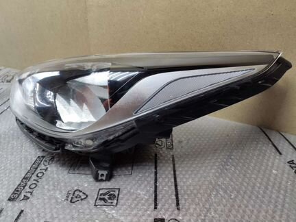 Фара Hyundai Solaris 2 левая передняя оригинал