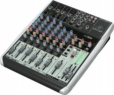 Микшер behringer Q1204USB