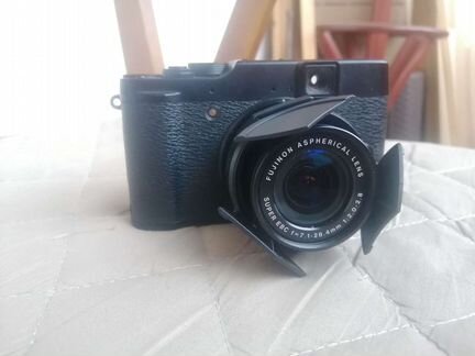 Fujifilm x10