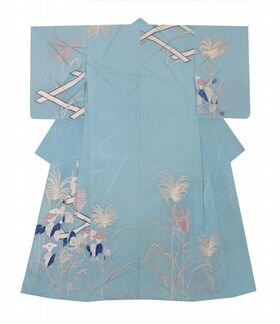 Японское традиционное кимоно шёлк