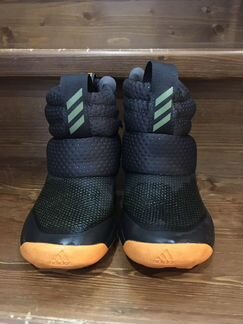 Утепленные зимние сапоги adidas