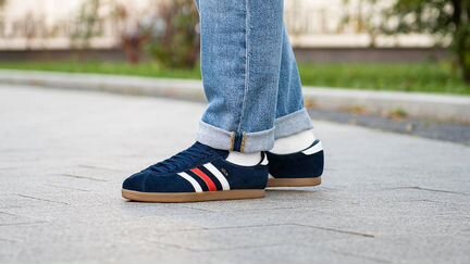 Adidas Koln 9 UK / 9,5 US (NEW)