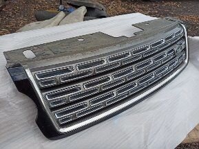 Решетка радиатора Land Rover Range Rover 4