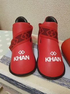 Футы, боксерские перчатки