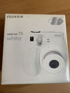 Фотоаппарат Fujifilm моментальной печати