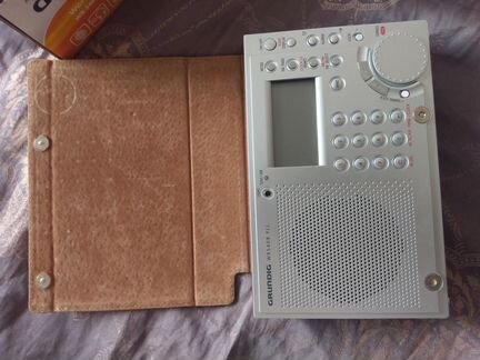 Радиоприемник Grundig WR 5408 PLL