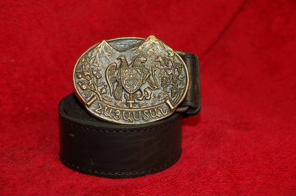 Ремень с латунной пряжкой 