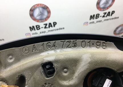 Уголок двери Mercedes W164