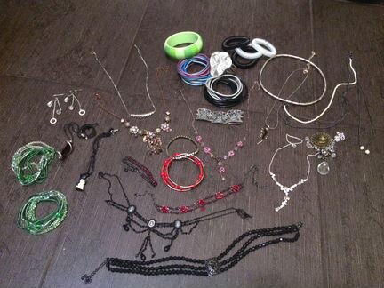 Украшения Бижутерия