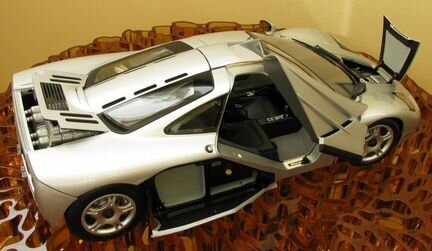 McLaren F1 112 масштаб 1/12 Новый в коробке