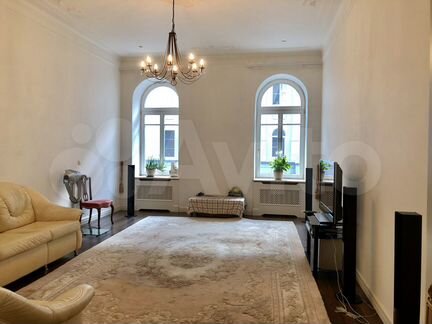 4-к квартира, 147 м², 3/6 эт.