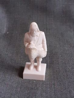 Статуэтка охотник