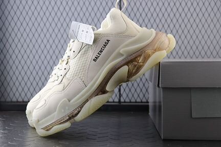 Balenciaga Triple S