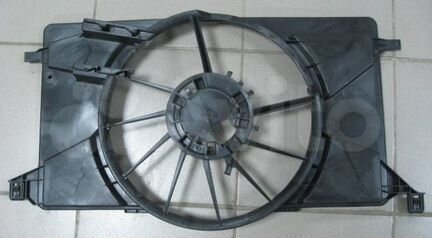 Диффузор вентилятора двс Ford Focus III 2011