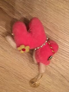 Розовая коняшка брелок 4-5 см