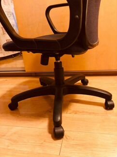 Кресло компьютерное,ткань синее,отличное состояние