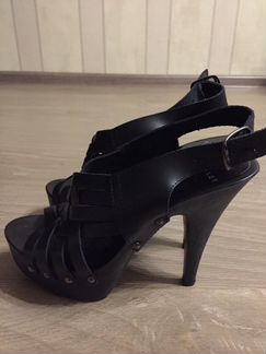 Босоножки Sisley