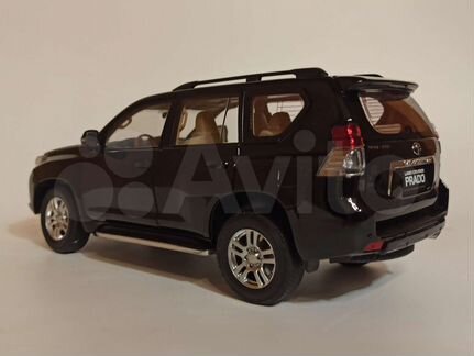 Toyota Land Cruiser Prado 150 Дилерский 1:18