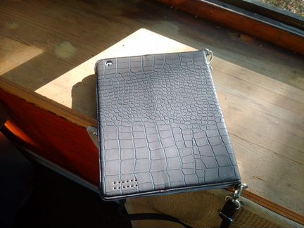 Новый чехол-сумка на iPad под кожу