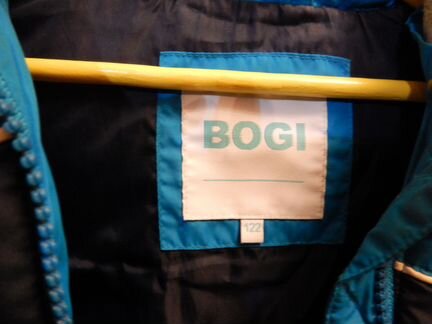 Жилет утепленный с капюшоном р.122 б/у