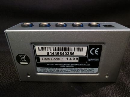 Усилитель для наушников Behringer HA400