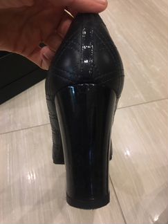 Туфли Stuart Weitzman чёрные 39-40