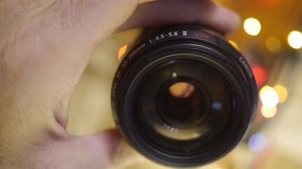 Canon EF 55-200 mm f/ 4.5-5.6 II USM