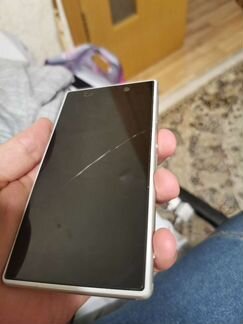 Телефон Sony experia