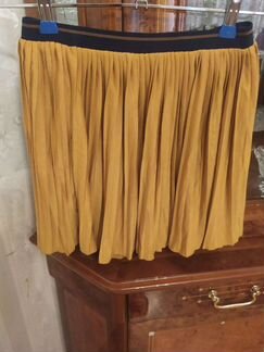 Юбка новая от Zara на 10-12 лет