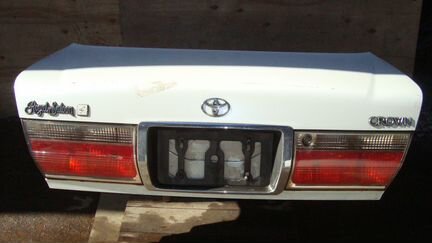 Крышка Тойота Краун 175 Toyota Crown 175 белая