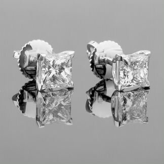 Золотые серьги пусеты с бриллиантами 2.47Ct
