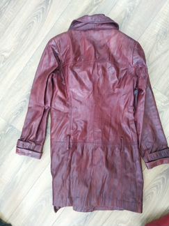 Плащ женский кожаный б/у размер M