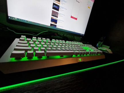 Клавиатура razer blackwidow xchroma mercury white