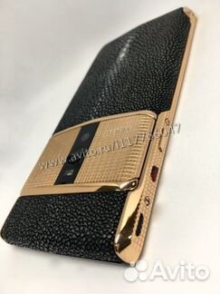 Vertu Signature Touch De Paris Stingray верту