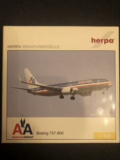 Модель самолета Herpa