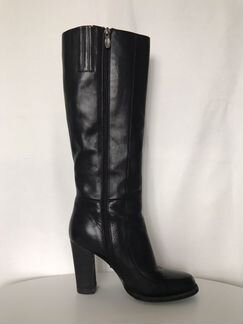 Сапоги высокие демисезонные 38 р-р